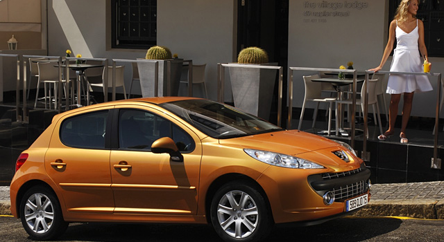 Les photos officielles de la Peugeot 207 !